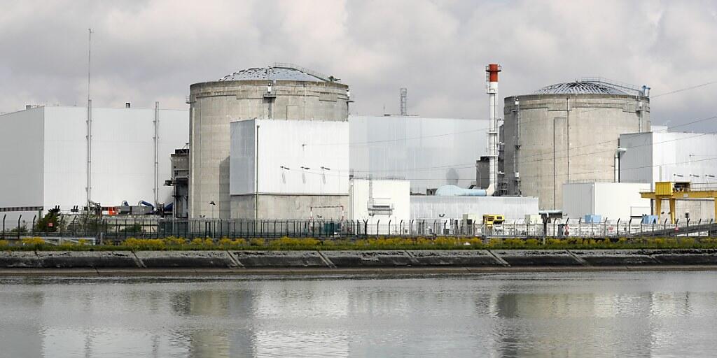Das AKW Fessenheim, ältestes Atomkraftwerk in Frankreich, wird abgeschaltet. Die Stilllegung der nahe der  Schweizer Grenze gelegenen Anlage beginnt am Samstag. (Archivbild)