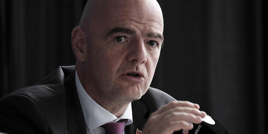 Die FIFA (im Bild Präsident Gianni Infantino) empfiehlt Terminänderungen für die März- und April-Länderspiele