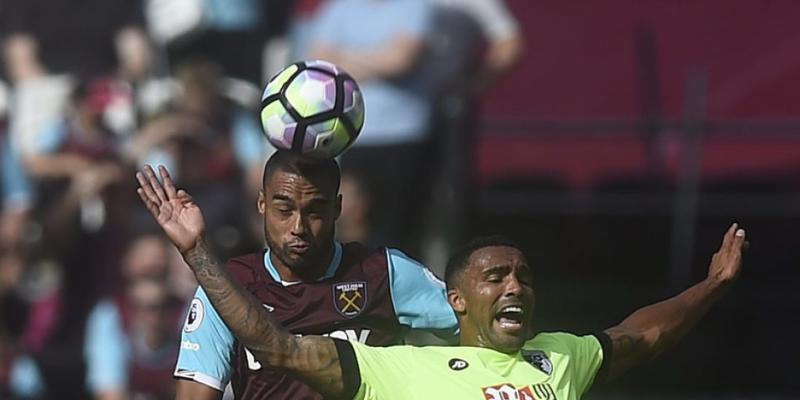 West Ham United (hier Winston Reid/links) gewinnt sein erstes Heimspiel im Olympiastadion