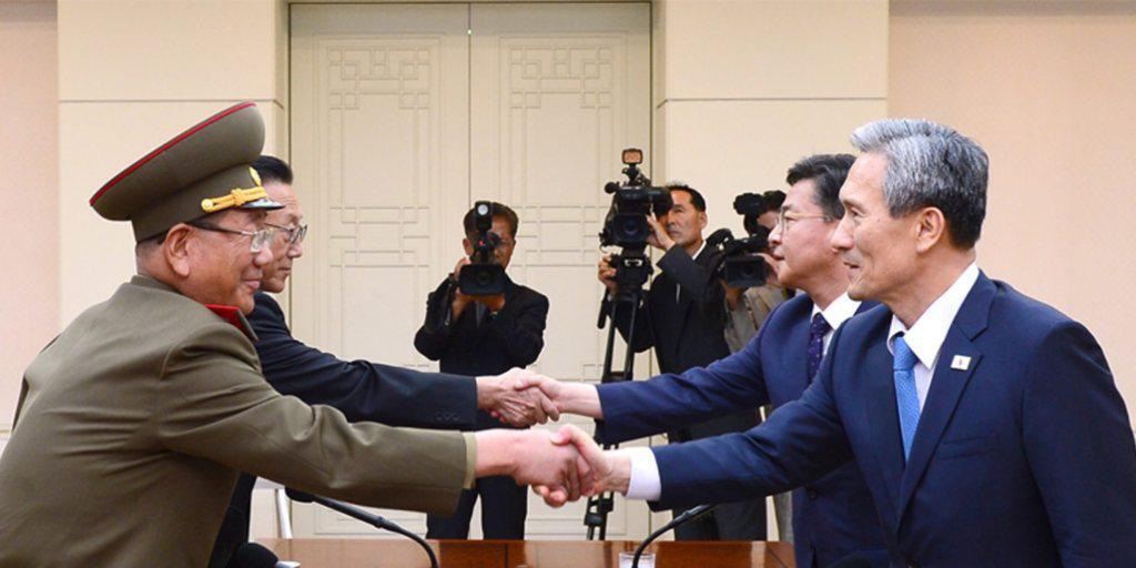 Die ersten Gespräche zwischen den beiden Koreas seit einem Jahr sollen am Sonntagnachmittag fortgesetzt werden. Die ersten Gespräche zwischen den beiden Koreas seit einem Jahr sollen am Sonntagnachmittag fortgesetzt werden.