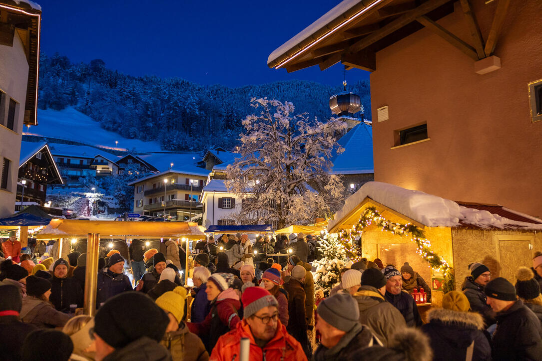 Lichterglanz in Triesenberg (03.12.2023)