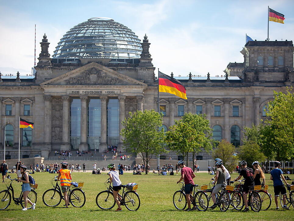 Die AfD hat die SPD in einer Umfrage in Deutschland vom zweiten Platz der Beliebtheitsskala verdrängt. (Archivbild)