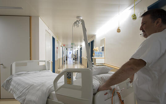 Die Kosten des Gesundheitswesens sind gemäss den provisorischen Zahlen des Bundesamtes für Statistik (BFS) im Jahr 2014 weniger stark gewachsen als im Fünfjahrestrend. (Symbolbild)