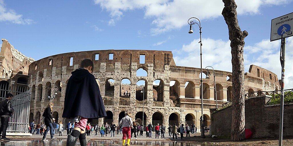 In Italien wird mit einem geringeren Wirtschaftswachstum f&uuml;r das kommende Jahr gerechnet, als bisher angenommen worden war. (Symbolbild)
