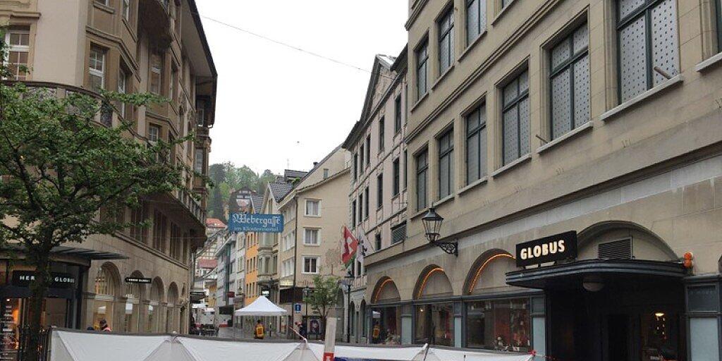 Im Stadtzentrum von St. Gallen wurde im Mai 2016 ein Mann vor seiner Haustüre erschossen. Am 3. Juli steht der mutmassliche Täter vor Gericht.
