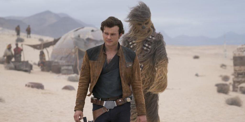 "Solo: A Star Wars Story" schwächelte auch an seinem zweiten Wochenende in Nordamerika. Zwar führt der Film die Kinocharts deutlich an, er bleibt aber um die Hälfte hinter den Einspielergebnissen seines Vorgänger "Rogue One" im vergleichbaren Zeitraum. (Archivbild)