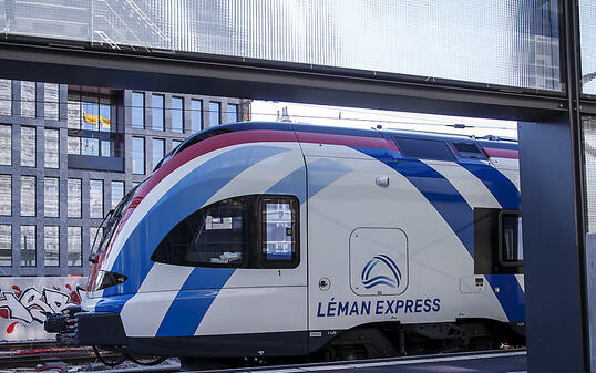 Im Grossraum Genf setzt man grosse Hoffnungen auf die neue S-Bahn Léman. Sie soll den Zusammenhalt in der grenzüberschreitenden Region verbessern. Das Schienennetz wird sich über 230 Kilometer erstrecken und 45 Bahnhöfe bedienen. (Archivbild)