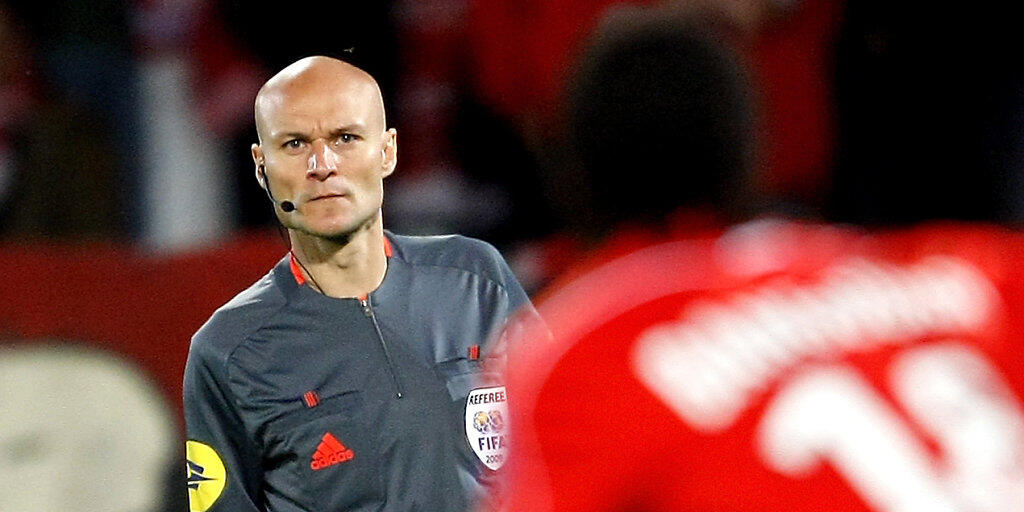 Schiedsrichter Tony Chapron darf drei Monate lang keine Spiele mehr leiten