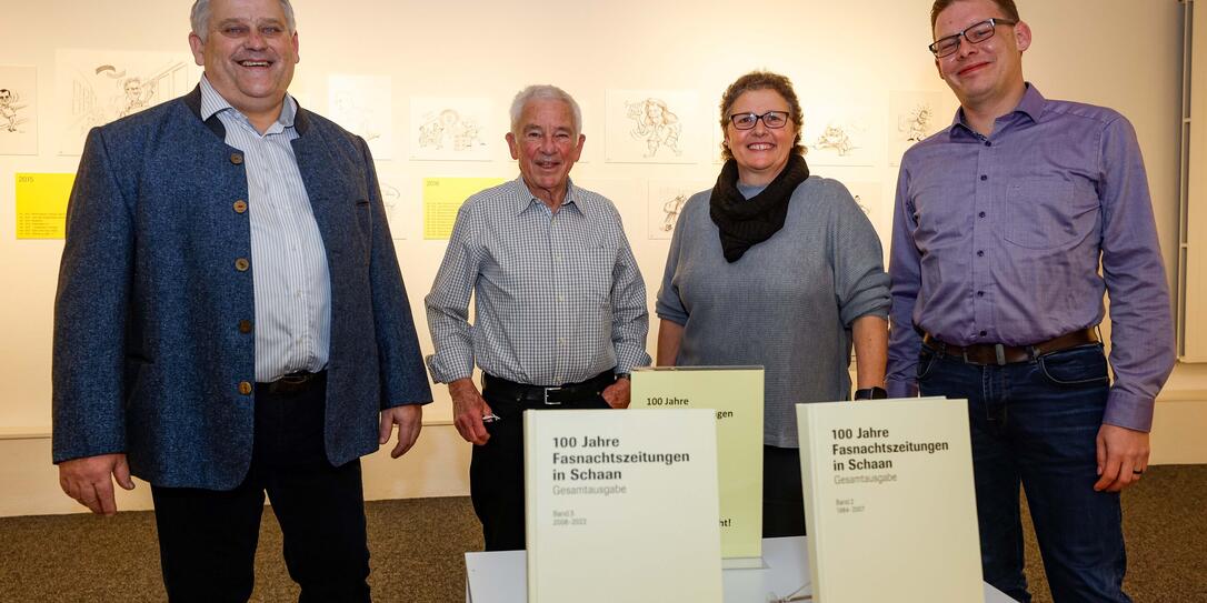 Liechtenstein Schaan Vernissage Karikaturen Wingertesel Erich Bieri