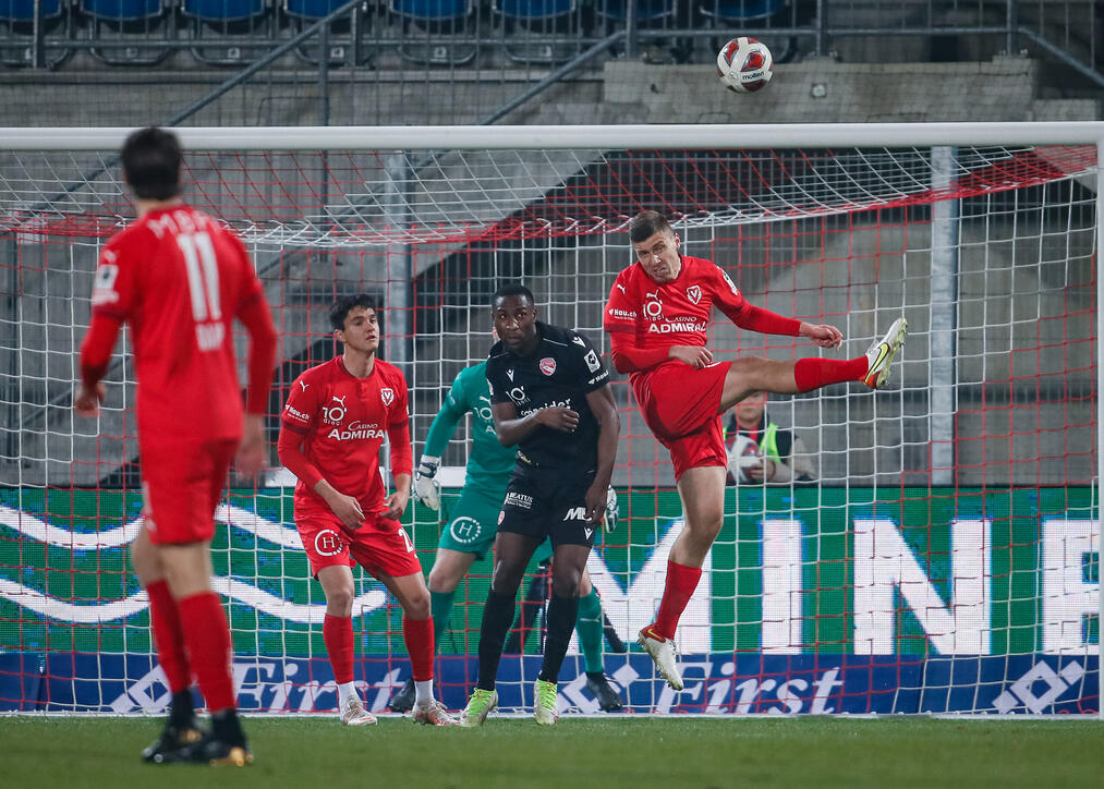 Liechtenstein Schweiz Fussball Challenge-League FC Vaduz - FC Thun