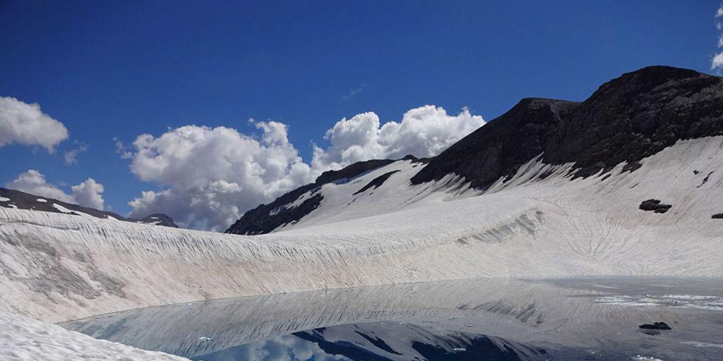 Die Schweizer Gletscher schmelzen 2016 weiter, allerdings nicht so stark wie im letzten Jahr. (Bild: Akademien der Wissenschaften) Die Schweizer Gletscher schmelzen 2016 weiter, allerdings nicht so stark wie im letzten Jahr. (Bild: Akademien der Wissenschaften)