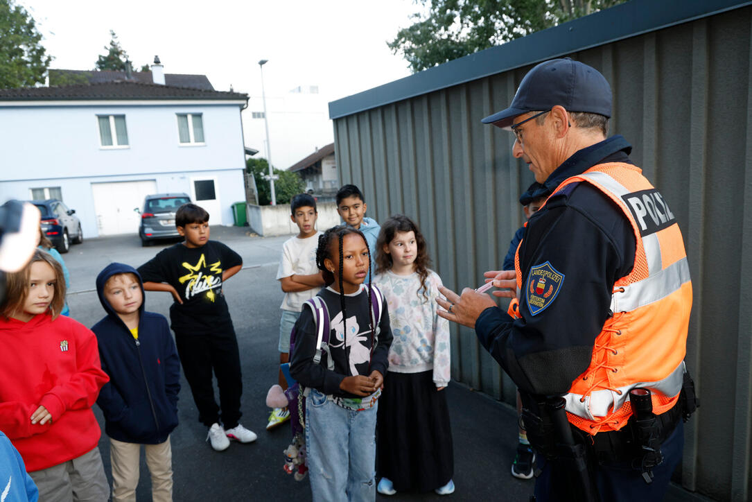 Verkehrsaktion &laquo;Schulanfang 2026&raquo; der Landespolizei in Schaan.