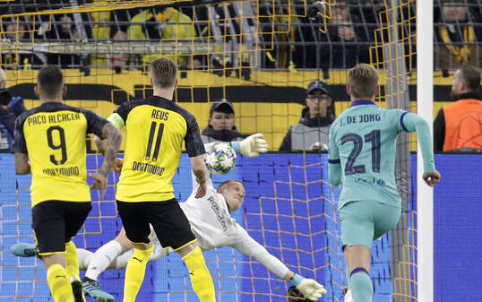 Penalty pariert: Marc-Andre ter Stegen rettet Barcelona in Dortmund einen Punkt