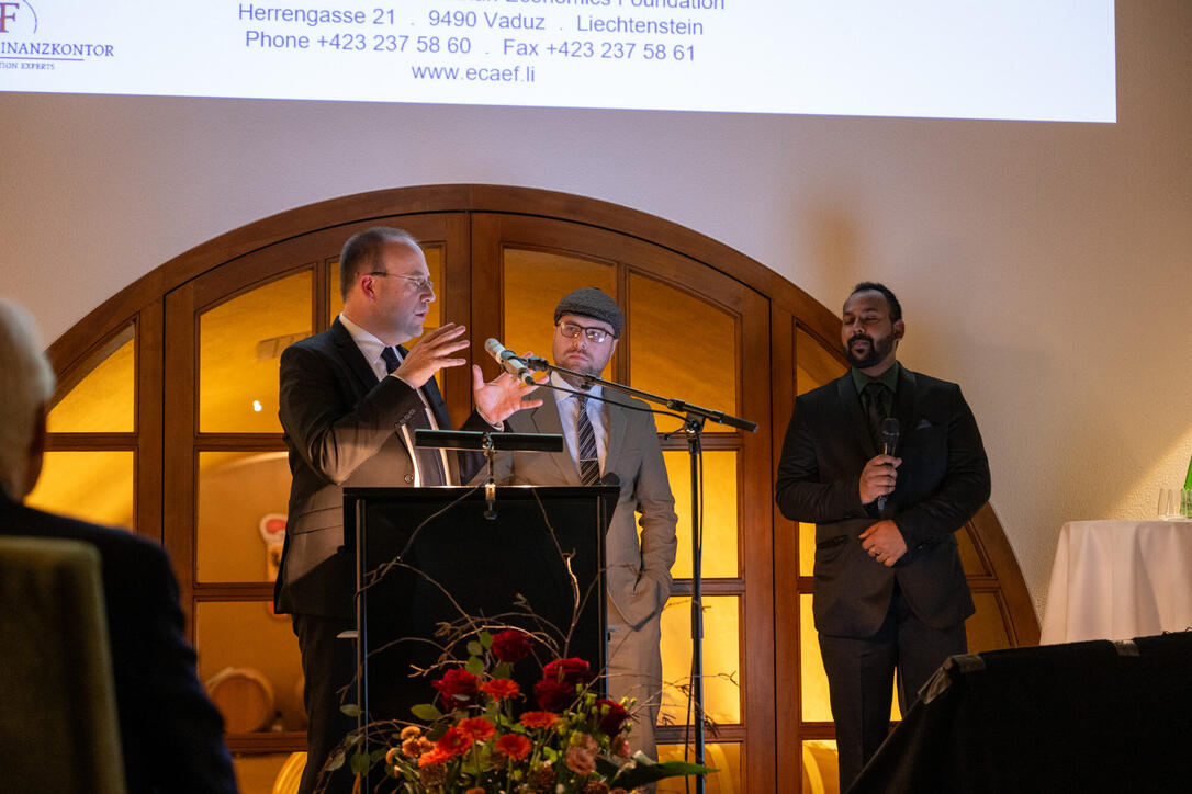 Vernon Smith Prize (19.02.2024)