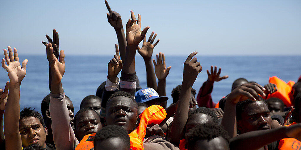 In Libyen sollen spezielle Aufenthaltsräume für Flüchtlinge geschaffen werden. (Symbolbild)