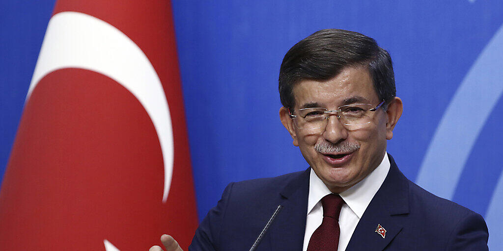 Der ehemalige türkische Ministerpräsident Ahmet Davutoglu hat das Programm seiner "Zukunftspartei" vorgestellt. (Archiv)