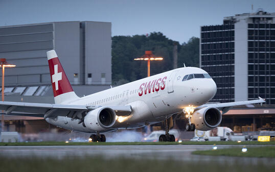 Der Wind hat gedreht: Der Nationalrat will eine Flugticketabgabe einführen. (Archivbild)