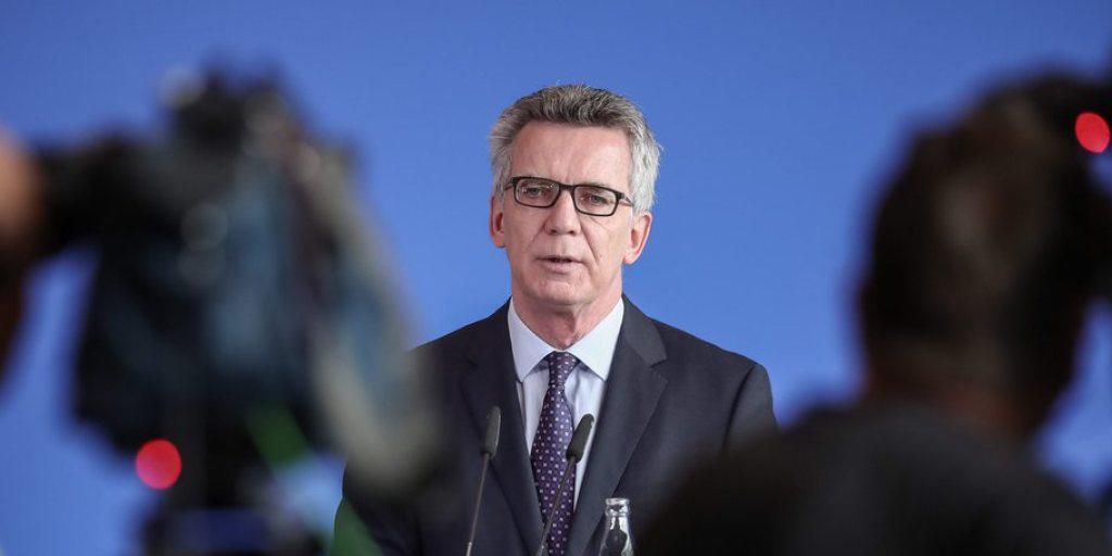 Innenminister Thomas de Maizière am Dienstag vor den Medien in Berlin.