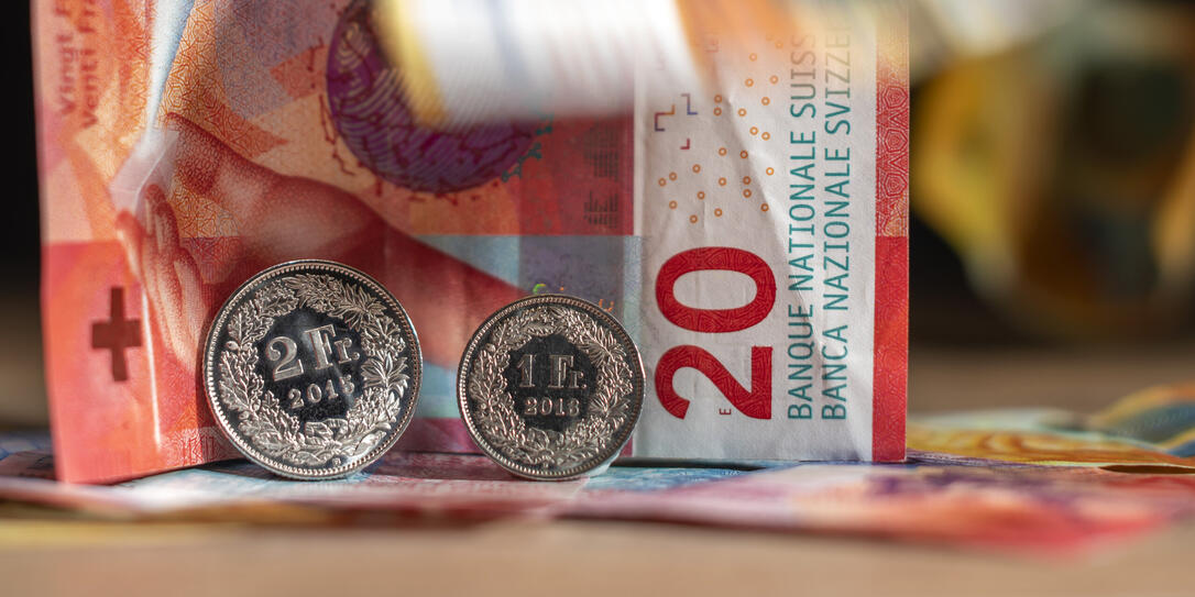 GELDNOTE, MUENZE, MINDESTLOHN, LOHNDUMPING, MINDESTLOHN INITIATIVE, 23 FRANKEN, STUNDENLOHN, GELDNOTE, MUENZE, MINDESTLOHN, LOHNDUMPING, MINDESTLOHN INITIATIVE, 23 FRANKEN, STUNDENLOHN,