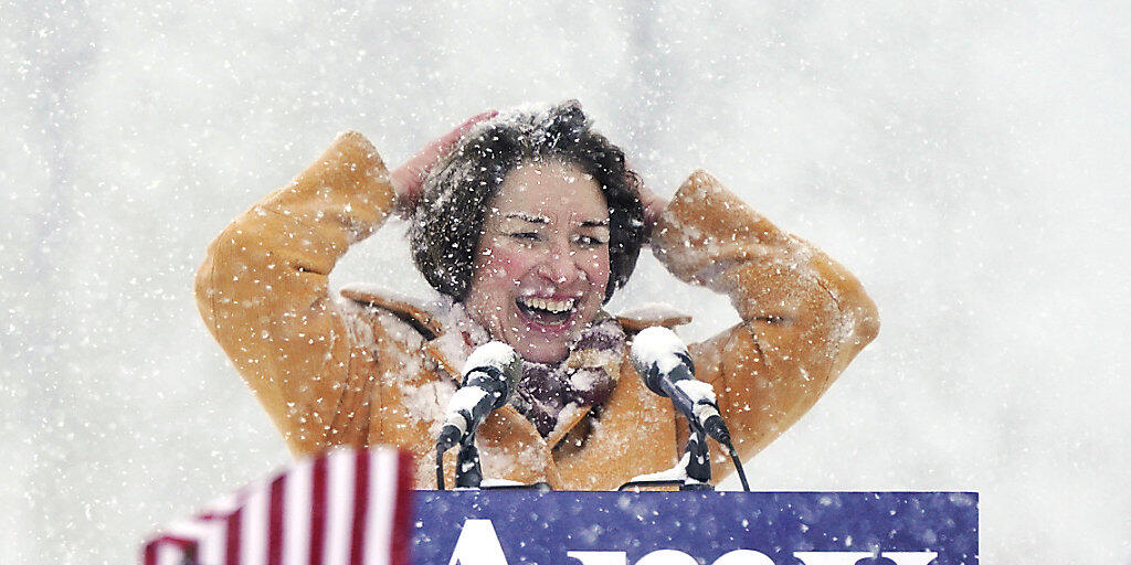 Ankündigung bei minus zehn Grad: Die demokratische US-Senatorin Amy Klobuchar will 2020 Präsidentin werden.