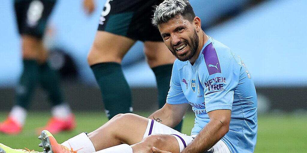Sergio Agüero von Manchester City hat sich am Montag am Knie verletzt
