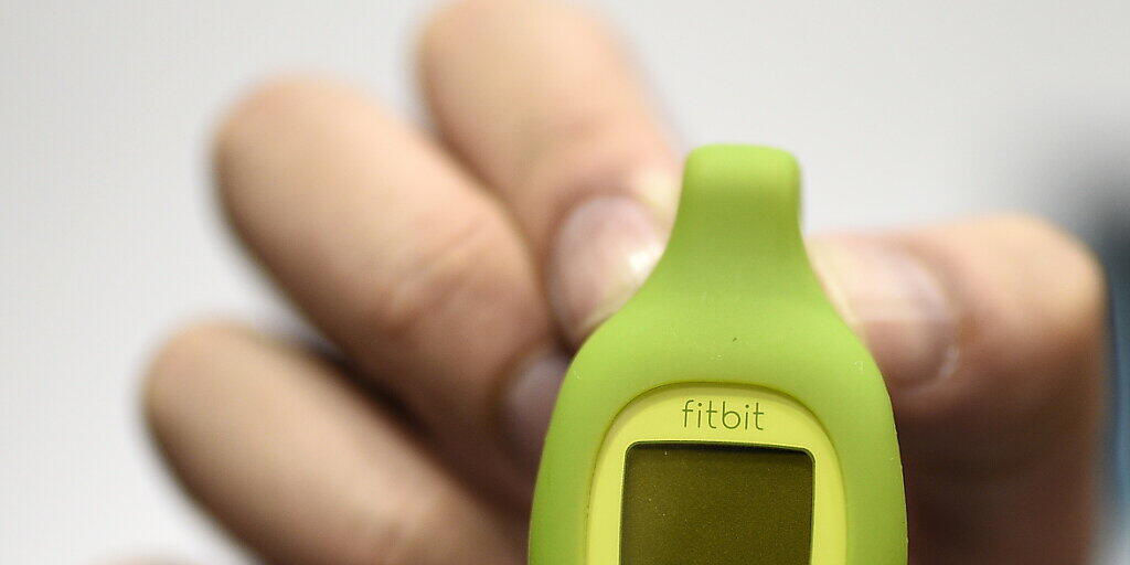 Der Fitnessband-Pionier Fitbit wird vom Internet-Riesen Google übernommen.(Archivbild)