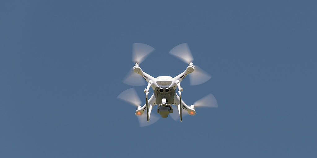 Drohnen stellen eine immer grössere Gefahr für die zivile Luftfahrt dar, wie neue Zahlen aus Deutschland wieder zeigen (Archiv)