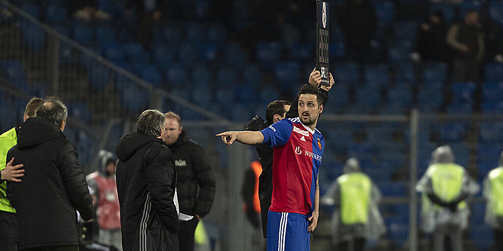 Wann Zdravko Kuzmanovic wieder fit ist und eingewechselt werden kann, ist derzeit nicht klar.