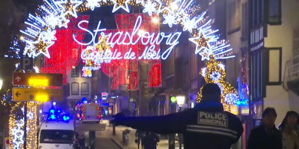 Der Ort des mutmasslichen Terroranschlags: Der Strassburger Weihnachtsmarkt am Dienstagabend.