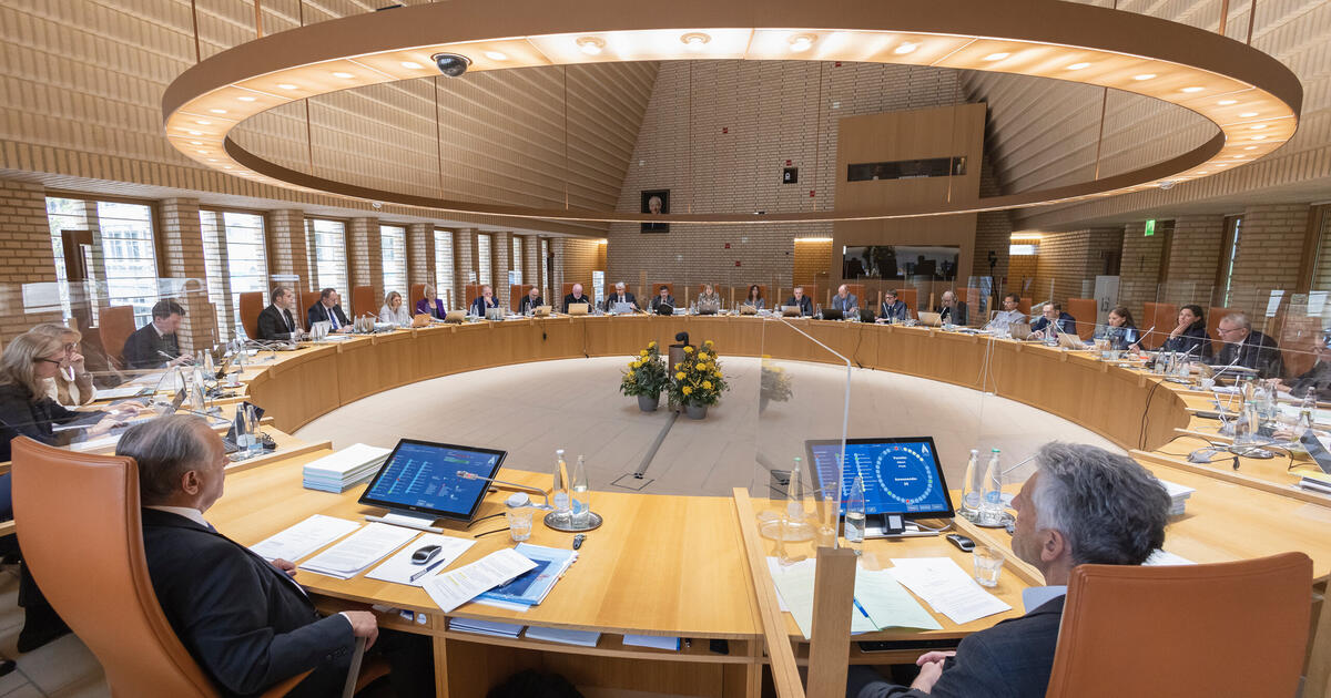 Geht es um die Frage oder um die Antwort? Vaterland online