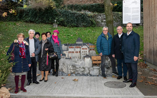 20221125 näherdran: Einweihung Miniaturschloss, Liechtenstein-C