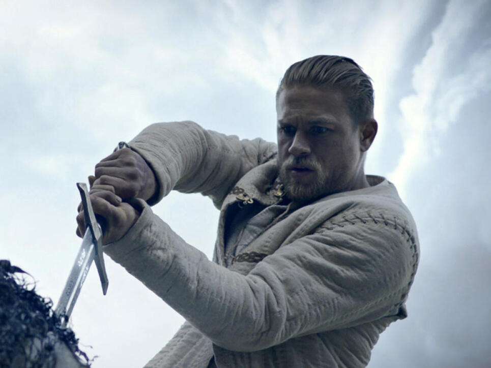 King Arthur Ubernimmt Die Charts Fuhrung Vaterland Online
