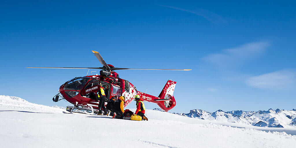 Das Walliser Flugunternehmen Air-Glaciers steht wegen finanzieller Probleme vor einem grösseren Stellenabbau. (Symbolbild)