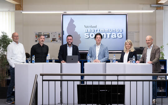240616 Elefantenrunde in Vaduzermedienhaus Abstimmung und Talk über das LLS