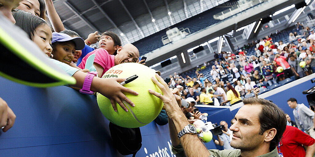 In New York bereits vor dem Start des US Open heiss begehrt: ein Autogramm von Roger Federer