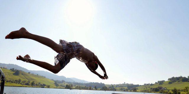 Beim Sprung ins Wasser ist Vorsicht geboten