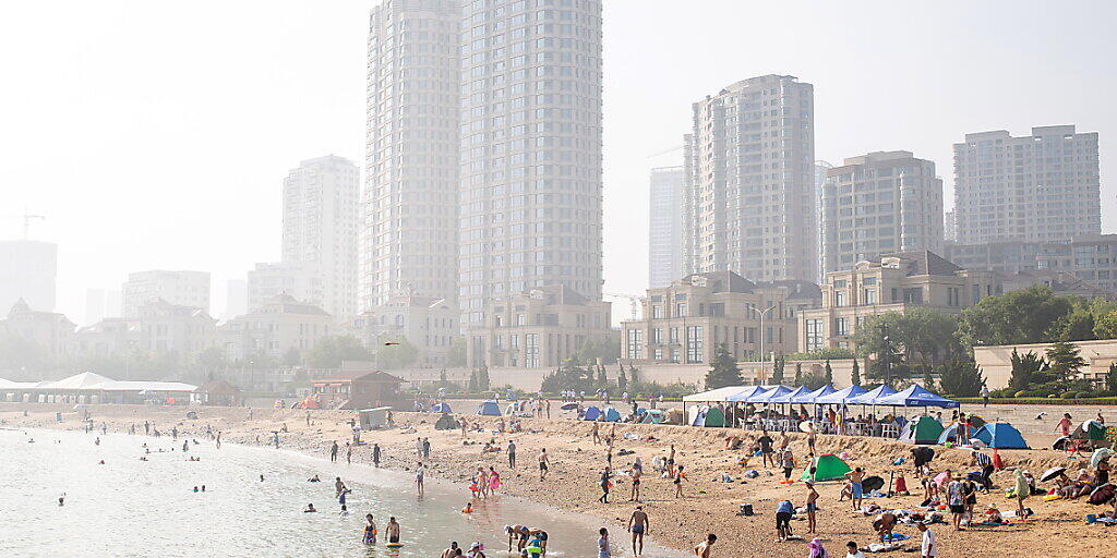 In der chinesischen Tourismus-Hochburg Dalian sind nach Coronavirus-Infektionen zahlreiche Flüge gestrichen worden. (Archivbild)