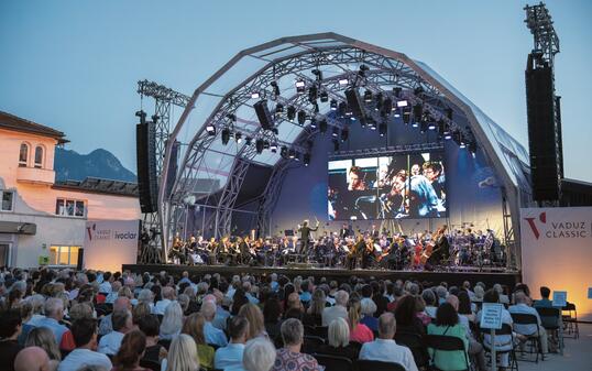 Abschlusskonzert Kevin Griffiths und das Sinfonieorchester Liech