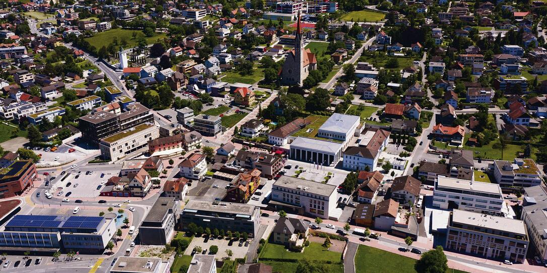 Liechtenstein Schaan Zentrum Hotel Linde Café Risch Central Zentrumsplanung