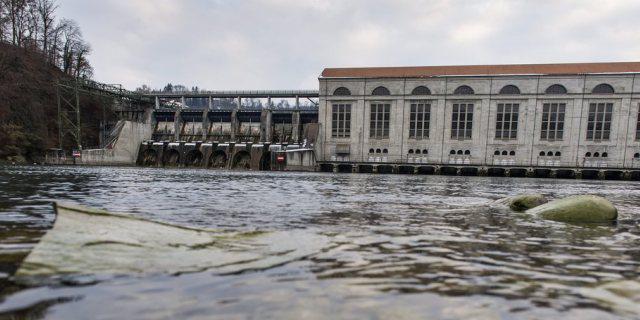 Das von der BKW betriebene Wasserkraftwerk Mühleberg (Archiv)