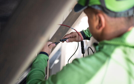 GREENCOVER, GEBAEUDESANIERUNG, PHOTOVOLTAIK, PV, PV-ANLAGE, SOLARPANEL, SOLAR-PANEL, SOLARANLAGE, SOLAR-ANLAGE, SOLARMODUL, SOLAR-MODUL, STROM, SONNENKOLLEKTOR, SONNENKOLLEKTOREN, PV-MODUL, PHOTOPHOLTAIKMODUL,  PHOTOVOLTAIKANLAGE, PHOTOVOLTAIK-ANLAGE, FOTO