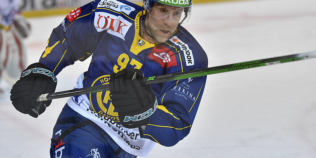 Tut dem HC Davos auch ohne eigenen Torerfolg sichtlich gut: NHL-Superstar Joe Thornton Tut dem HC Davos auch ohne eigenen Torerfolg sichtlich gut: NHL-Superstar Joe Thornton