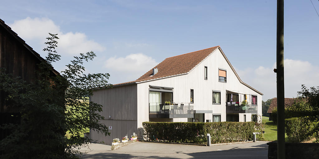 Das Risiko einer Immobilienblase ist im zweiten Quartal gleich geblieben. Grund waren auch die sinkenden Preise für Eigenheime. (Symbolbild)