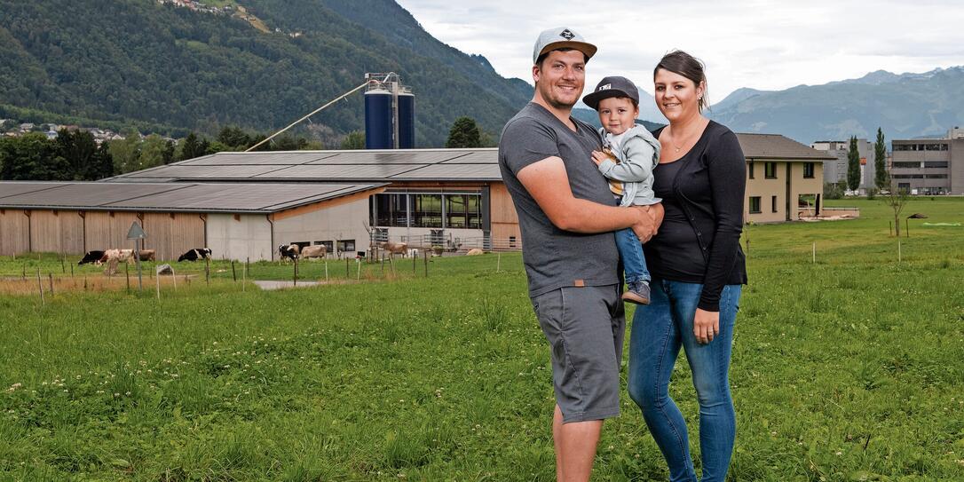 230727 Besuch im landwirtschaftlichen Betrieb Malin, Mauren -  Familie Malin