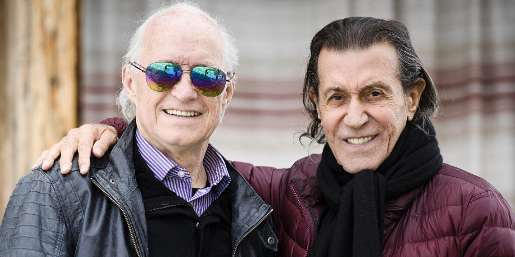 Michael Kunze (links) und Albert Hammond an der Medienorientierung zum Musical "Matterhorn" im Juni 2016, auf dem Gornergrat in Zermatt.