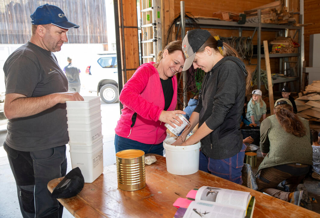 Umweltputzete und Basteln von Nisthilfen in Triesenberg (18.04.2026)