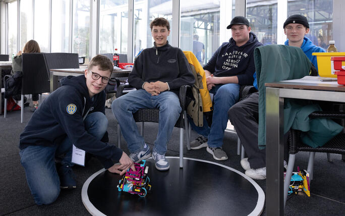 Robo-League bei der Ivoclar in Schaan