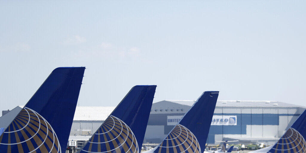 Trotz Strafzöllen: Die US-Fluggesellschaft United Airlines kauft beim europäischen Hersteller Airbus 50 Langstreckenmaschinen des Typs A321XLR. (Symbolbild)
