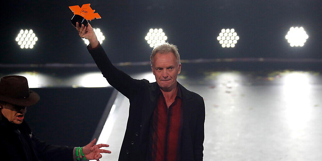 Der britische Rockstar Sting wurde bei den International Music Awards (IMA) in Berlin mit dem Preis für sein Lebenswerk ausgezeichnet. Der britische Rockstar Sting wurde bei den International Music Awards (IMA) in Berlin mit dem Preis für sein Lebenswerk ausgezeichnet.