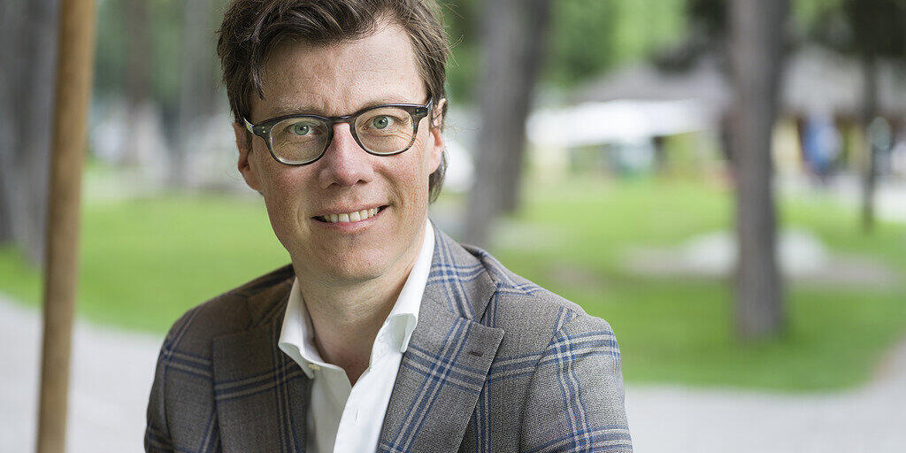 Jan-Friedrich Missfelder ist Historiker an der Universität Basel und er hat den Podcast "Cliocast" mitbegründet. Getrieben hat ihn die Idee einer Podcast-Serie, die Gesprächsplattform über die Arbeit von mit Historikerinnen und Historikern sein und gleichzeitig eine breite Hörerschaft ansprechen soll.